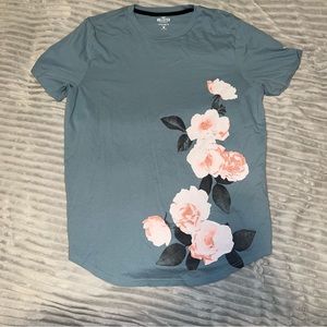 Hollister Curved Hem Tee